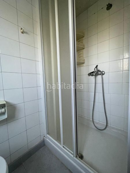 Foto f971c6b5-36d3-4fb3-8a1d-12d068f76708. Casa amb xemeneia a Moeche
