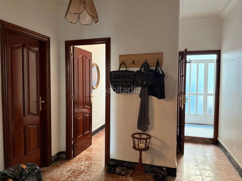 Foto 669f7a61-86b8-46d1-9e71-de4f0947b8cb. Casa adossada amb calefacció aparcament a A Malata - Catabois - Ciudad Jardín Ferrol