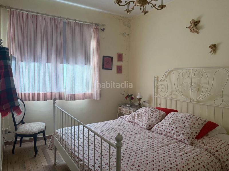 Foto 548f6346-668c-4757-96b3-70a164d78482. Casa adossada a Cedeira