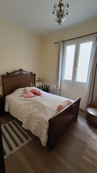 Foto 9267cb4a-b171-467b-8808-e41a483a0bc3. Casa adossada a Cedeira