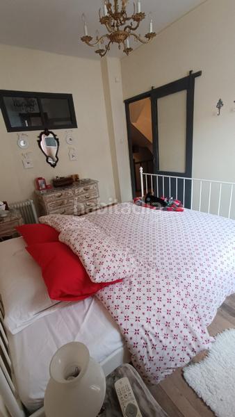 Foto f4515314-9550-4298-9015-9720fa2e3403. Casa adossada a Cedeira