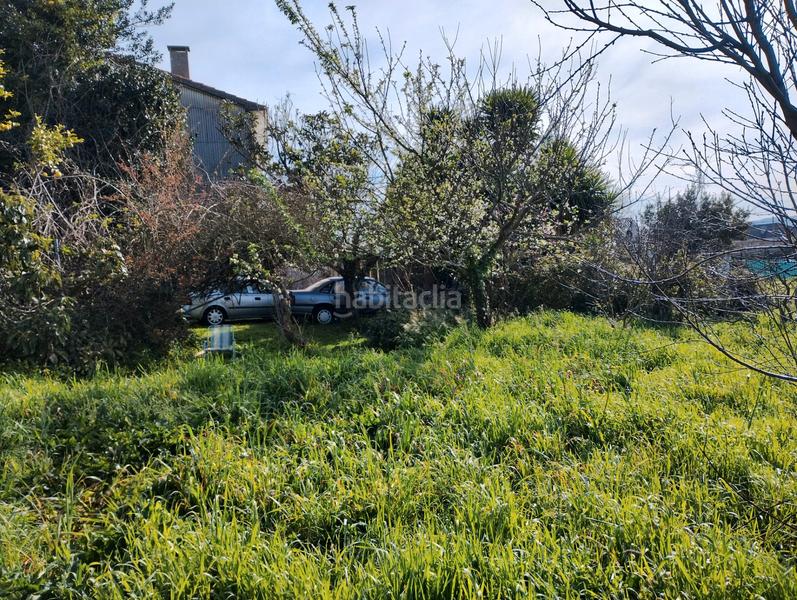 Foto e2d759b1-b929-4fe3-bbf4-cb6512d00179. Casa amb aparcament a A Malata - Catabois - Ciudad Jardín Ferrol