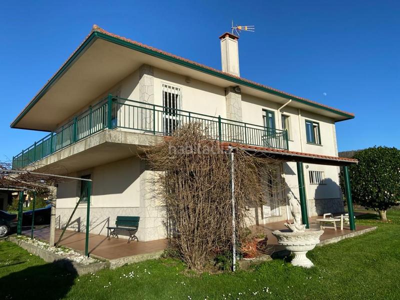 Foto 1ec35a49-2443-49e3-8598-c8652a1d0c85. Chalet en Área Rural Ferrol