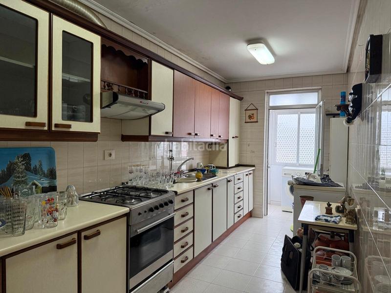 Foto a9e03462-f96e-40e7-8a62-a171181c8933. Casa in Porta Nova Ferrol