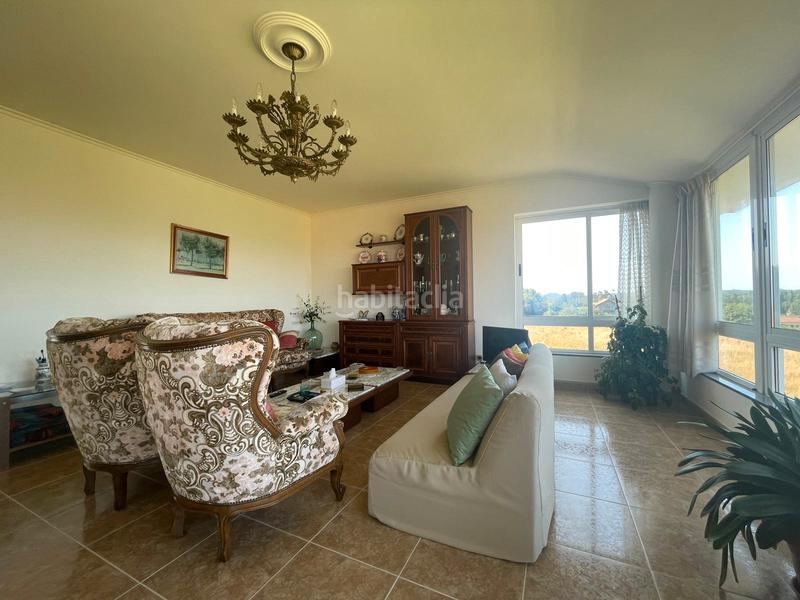 Foto 20a59cb0-1554-46c0-8fb9-8430fd5baf80. Xalet amb aparcament a Valdoviño