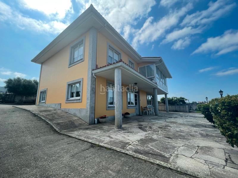 Foto 77b24318-6254-4db4-818b-7b531980ca5d. Xalet amb aparcament a Valdoviño