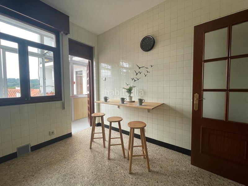 Foto a85fad80-10ee-45fb-976b-9f39a3e53615. Location appartement dans Fene