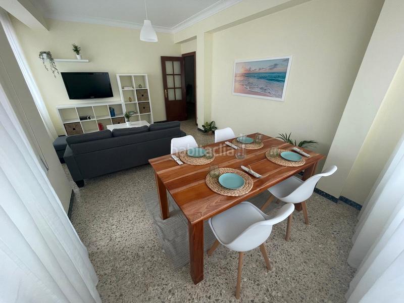 Foto ed58f062-3c33-49db-a6ab-970d86b69f72. Location appartement dans Fene