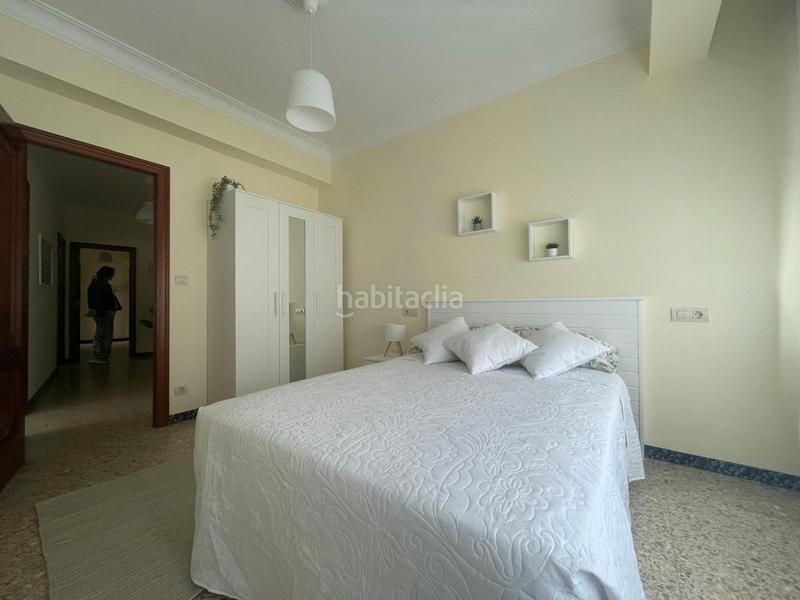 Foto b45a9fd0-60f7-47a4-91e5-1feda43fc44c. Alquiler piso en Fene