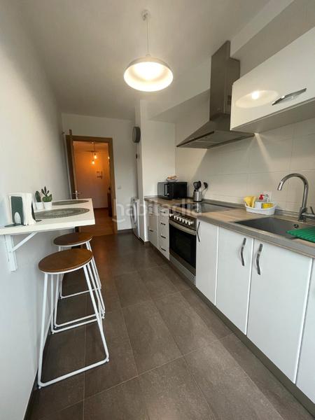 Foto 4f3527ec-b8ea-4e0a-9938-3cb40bf1a8de. Alquiler apartamento se alquila en temporada escolar apartamento nuevo de dos dormitorios y ascensor en Mugardos