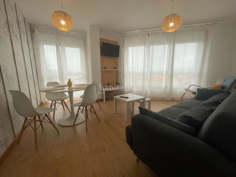 Foto a877d998-c448-46fa-b151-00d86bf6a8c9. Alquiler apartamento se alquila en temporada escolar apartamento nuevo de dos dormitorios y ascensor en Mugardos