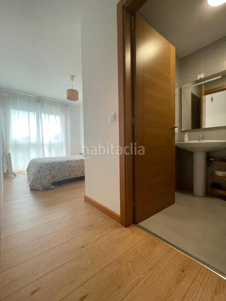 Foto b78b94cd-365c-492b-96ac-db5853f42729. Alquiler apartamento se alquila en temporada escolar apartamento nuevo de dos dormitorios y ascensor en Mugardos