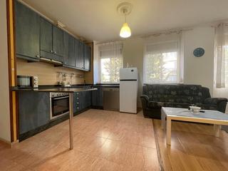 Apartament  Rúa alegre 23. Se vende apartamento de dos dormitorios con trastero en canido