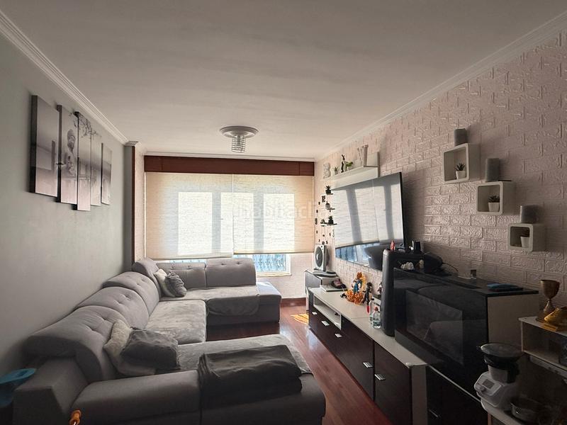 Foto b2ef68bd-4c52-4589-a481-e41057853a2a. Flat with heating parking in Porta Nova Ferrol