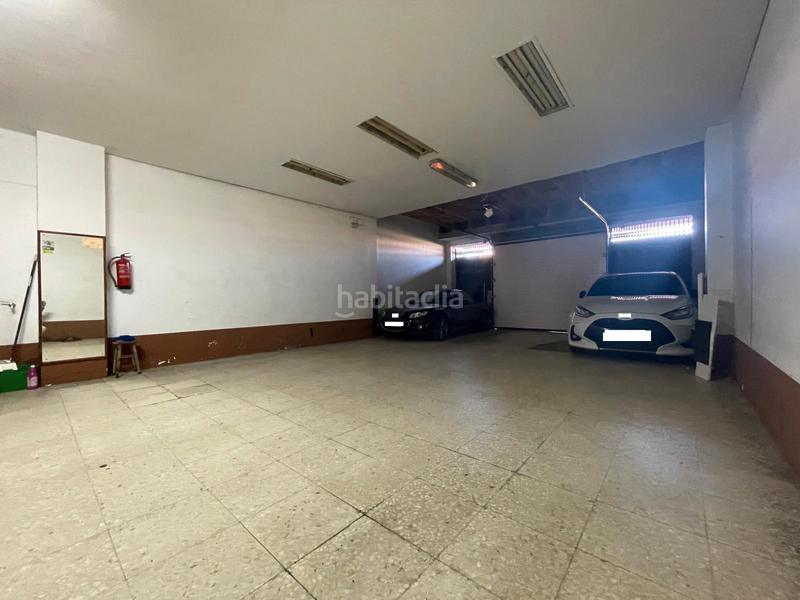 Foto fafc9cb5-2452-4244-8588-12bb985946de. Local commercial dans Caranza Ferrol