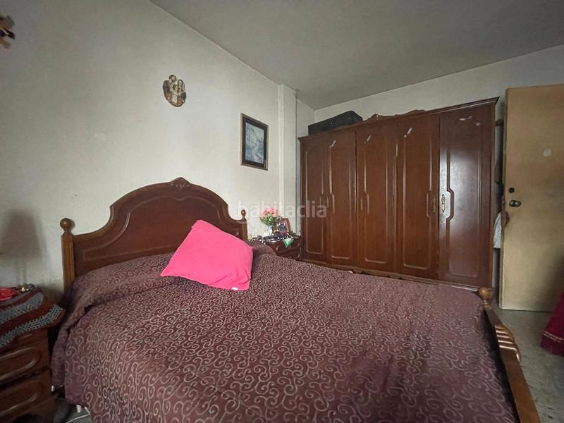 Foto e80df23e-5c6c-4264-92fd-4bbb0701219b. Piso se vende piso para reformar en Esteiro. sin ascensor. con trastero y plaza de garaje en Ferrol