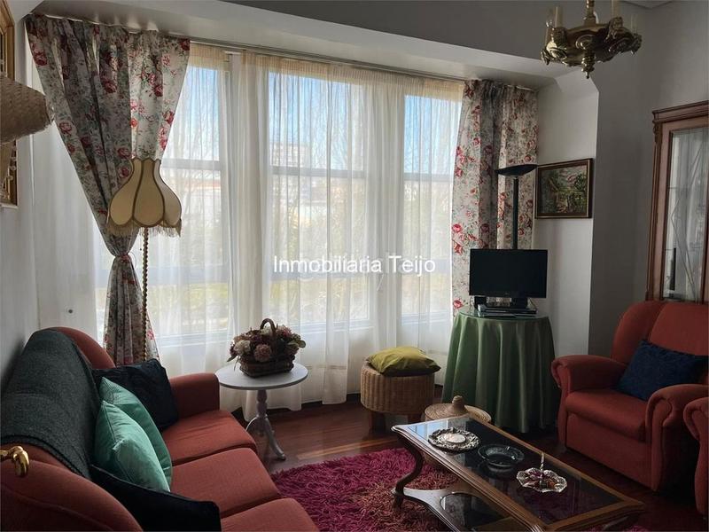 Foto a676e3e9-0752-4bd6-a7c2-03dd88a18cb8. Piso se vende piso de 3 dormitorios en ultramar en Ferrol