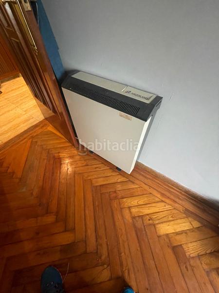 Foto 99a7d249-993d-4a68-8d2d-3825b8857d63. Dúplex amb calefacció a Porta Nova Ferrol