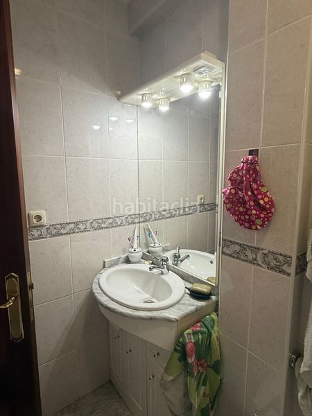 Foto e64beaa8-2653-4ceb-bd5d-0072190b3a7e. Pis amb calefacció a Caranza Ferrol