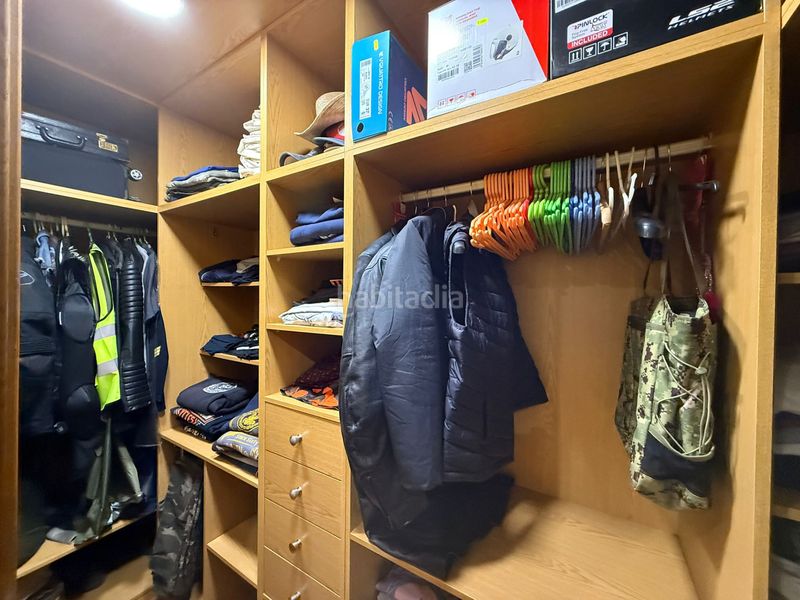 Foto a35a3572-4e73-43bb-b092-676f65585ba4. Casa adossada amb calefacció aparcament a Neda