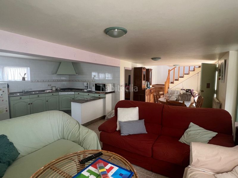 Foto 89a5fe4c-0161-4211-9815-7db426064a4a. Xalet amb calefacció a Área Rural Ferrol