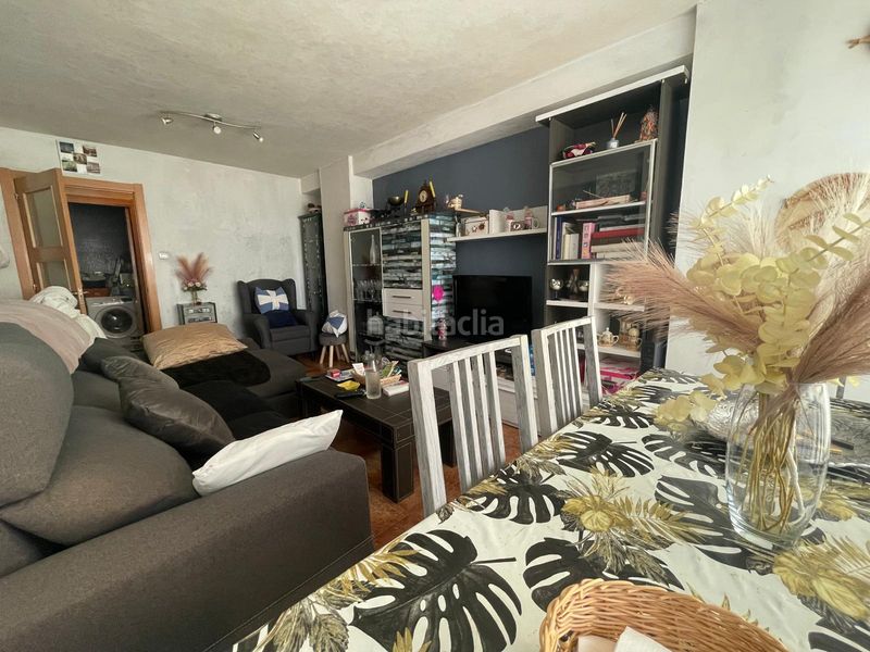 Foto 7e04e59f-40e8-4eea-a974-c98c0df74ec3. Pis amb calefacció a Caranza Ferrol