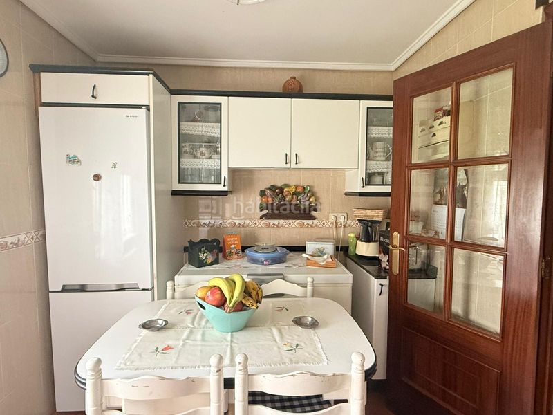 Foto 10abd1c3-9926-4654-ba7c-4dacf9da25ba. Casa amb calefacció a Canido Ferrol