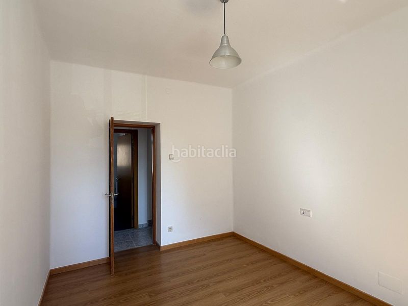 Foto 553e4c3f-bf57-4cf0-b46d-08a3291e295f. Pis a Canido Ferrol