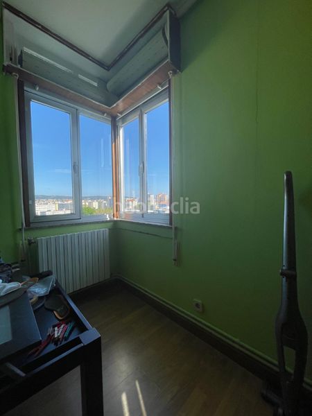 Foto ce6eabfa-3067-4cfb-8c94-2b8390bfaf99. Pis amb calefacció a Caranza Ferrol
