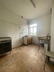 Appartement à Piñeiros - Freixeiro. Se vende piso de 3 dormitorios en o ponto para reformar