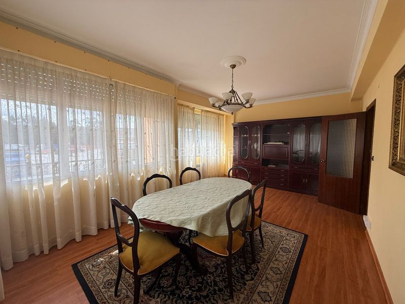 Foto 7777e444-8633-4171-8a05-1c8f714cfdc3. Casa adossada amb calefacció aparcament a A Malata - Catabois - Ciudad Jardín Ferrol