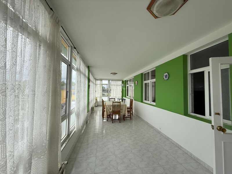 Foto e400f3e5-c333-48b7-835b-7d7e8ef3b3e2. Casa adossada amb calefacció aparcament a A Malata - Catabois - Ciudad Jardín Ferrol