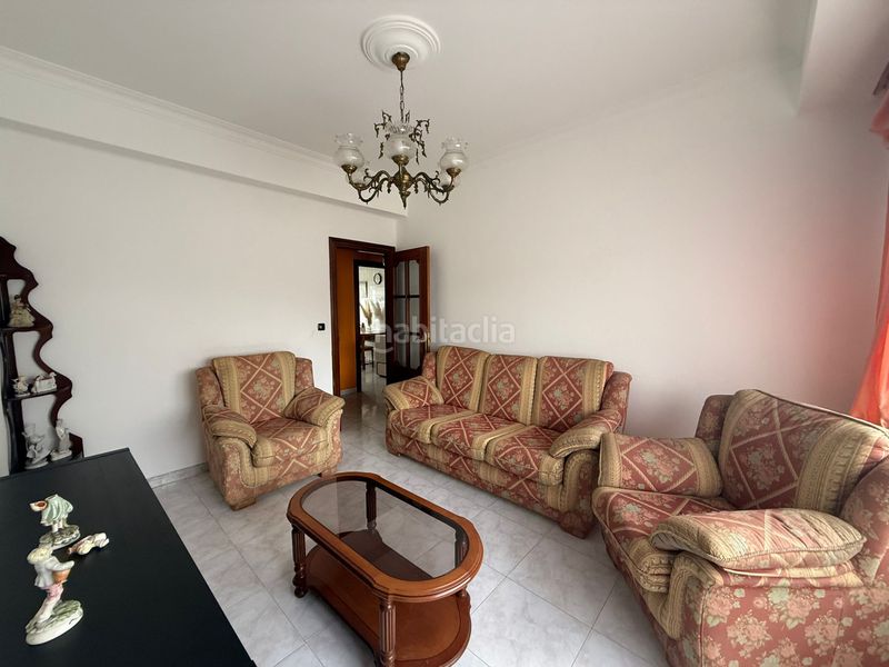 Foto eba947bf-9637-4692-80a0-15762d6875a3. Casa adossada amb calefacció aparcament a A Malata - Catabois - Ciudad Jardín Ferrol