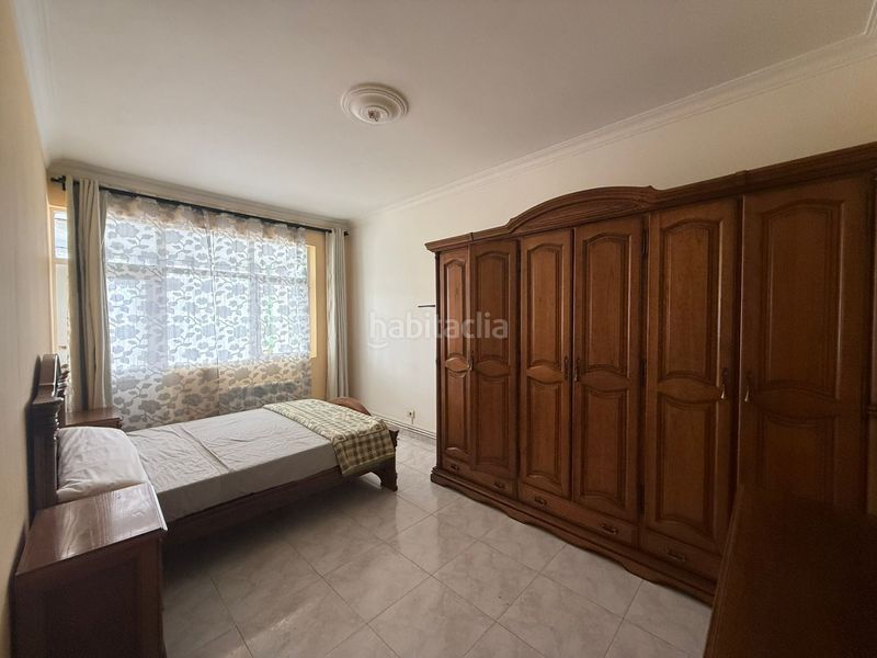 Foto f0cd875a-4fd0-4735-9c9b-386a18f70712. Casa adossada amb calefacció aparcament a A Malata - Catabois - Ciudad Jardín Ferrol