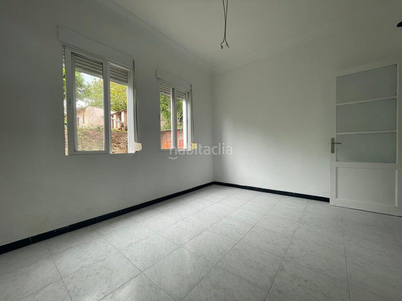 Foto d852bd9e-71bb-4b7a-93dd-aa8f14b8795a. Edifici a A Malata - Catabois - Ciudad Jardín Ferrol