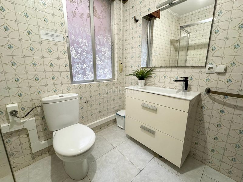Foto b40e271b-5b32-43bb-9b62-37117c86425c. Alquiler piso se alquila piso amplio en la zona de piñeiros - ideal empresas en Narón