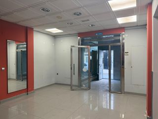 Lloguer Local Comercial a Centro