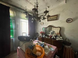 Reihenhaus in Alto del Castaño. Se vende casa independiente apra rehabilitacion integral en carr