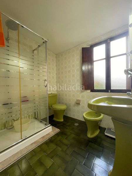 Foto 99616a2d-0bad-43a9-bef0-1bd0507d4239. Casa amb calefacció a A Malata - Catabois - Ciudad Jardín Ferrol
