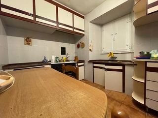Casa en Neda. Se vende casa con finca cerrada, garaje y patio en neda