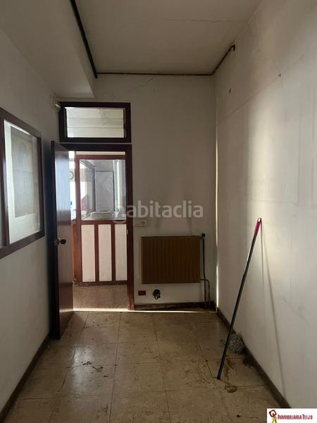 Foto b6f50154-3ae9-4010-b37b-8a43c638a9ef. Local commercial dans Centro Ferrol