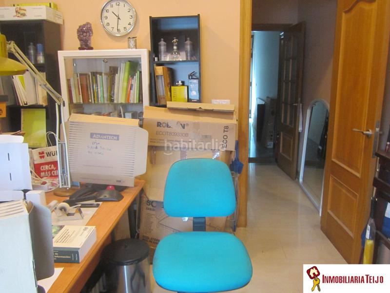 Foto 2f03063c-e57c-4786-9757-35006a951225. Local comercial en Caranza Ferrol