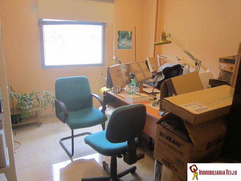 Foto 13cd52b4-7782-4d4c-a0cb-6dd5fcab38f3. Local commercial dans Caranza Ferrol