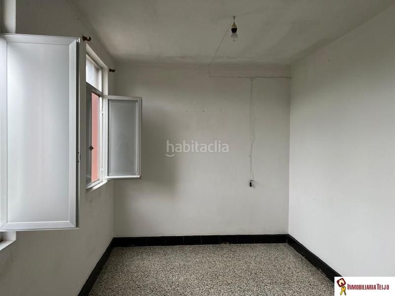 Foto d4b565ca-7b6f-47f8-8890-bee97fdf00f7. Casa amb aparcament a Área Rural Ferrol