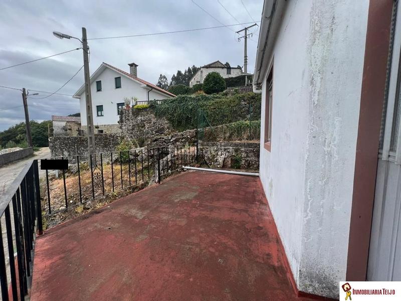 Foto f20ab528-7621-4e20-8e0f-d074d0272e16. Casa amb aparcament a Área Rural Ferrol