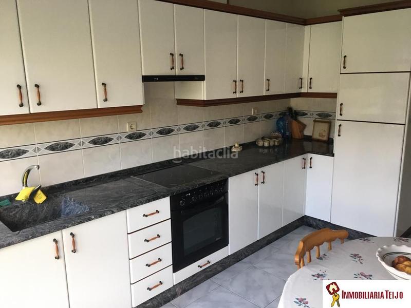 Foto 1871c756-363d-4051-b715-5cc568ce1c5d. House with parking in Cedeira