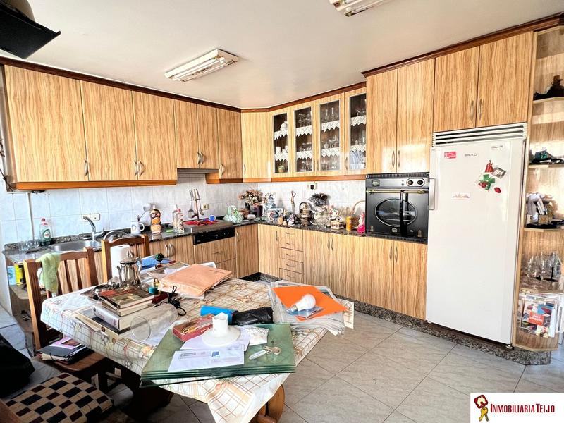 Foto e6300ad2-9d99-4c6f-8936-9f844132d05c. Casa amb calefacció aparcament a Alto del Castaño Narón