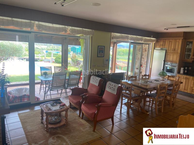 Foto cf4674e8-55a6-40dc-9943-6b2c1090fbb5. Maison avec chauffage parking piscine dans Valdoviño