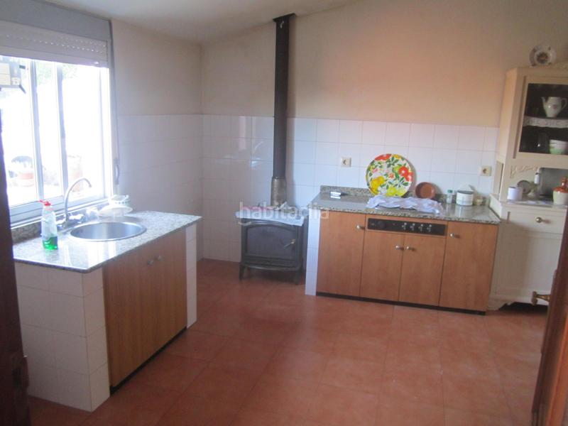 Foto c0e75ee5-f206-4296-999a-5c92ef21848c. Casa con parcheggio in Área Rural Ferrol