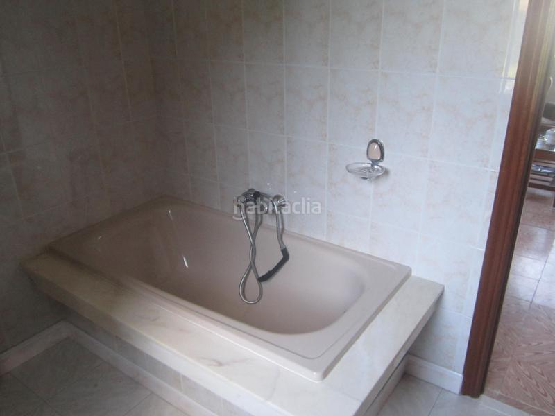 Foto c1a9665f-e6d0-4f0c-8213-6a6ac79039fb. Casa con parcheggio in Área Rural Ferrol